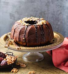 Zachte Dadelcake met Walnoten