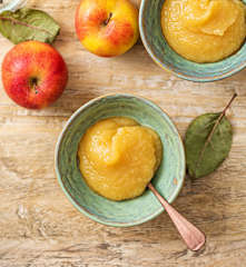 Fruit purée (apple) Fruit purée (apple)
