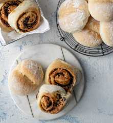 Bułki wrocławskie i ślimaczki czekoladowe