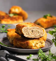 Krokiety z mięsa i warzyw z rosołu