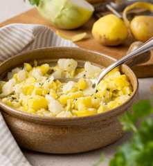 Cremiges Erdäpfel-Kohlrabi-Gemüse Cremiges Erdäpfel-Kohlrabi-Gemüse