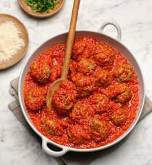 Boulettes de viande hachée à la sauce tomate