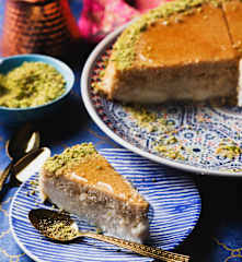 Knafeh - Pâtisserie sucrée au fromage (كنافة محشوة بالجبنة)