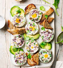 Mini shakshukas verdes
