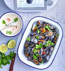 Moules à la marinière thaïe