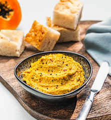 Curry-Papaya-Streichcreme