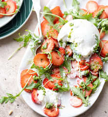 Strawberry and Burrata Salad with Basil Pesto (TM6)