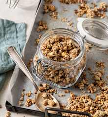 Topfen-Granola