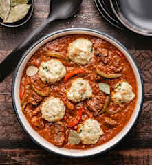 Goulash com dumplings