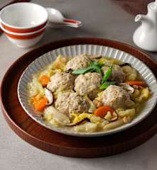 獅子頭白菜滷 獅子頭白菜滷