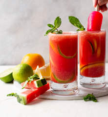 Mocktail de sandía y cítricos