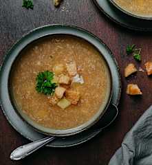 Česneková polévka