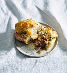 Use-it-up shepherd’s pie jacket potatoes