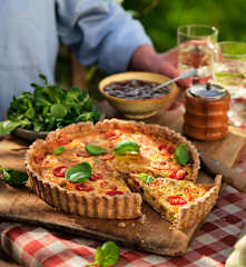 Tomato and Vegetable Quiche
