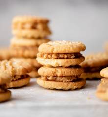 Galletas sándwich de mantequilla de cacahuate