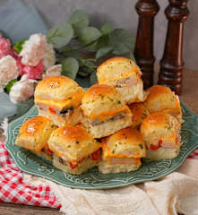 Dinner Rolls Omelette Sandwich