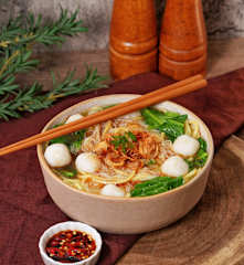 Fishball Noodle Soup with Kailan