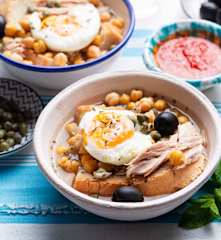 Lablabi (Tunisian Chickpea Soup)