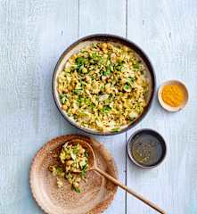 Salade de riz au curcuma et aux pois chiches