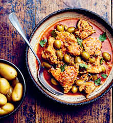 Sauté de veau aux olives et pommes de terre grenailles