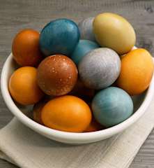 Βαμμένα αυγά με φυσικό τρόπο