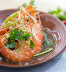 Tôm nấu bia