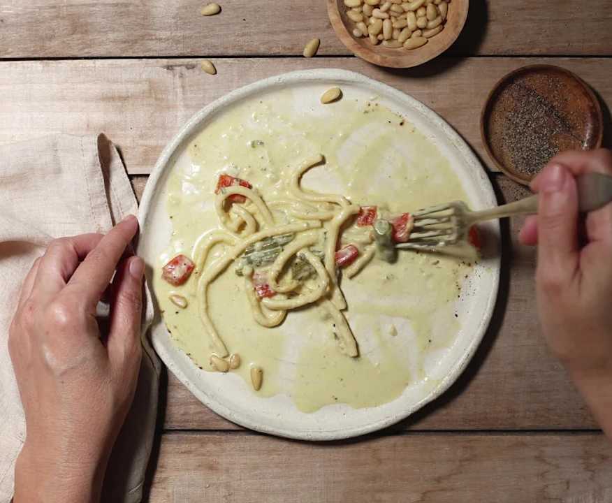 Spätzle mit Spargel-Bärlauch-Rahmsauce - Cookidoo® – the official ...